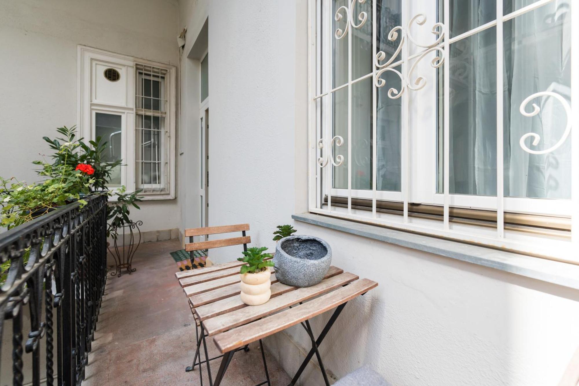 Spacious Apartment By Opera 布达佩斯 外观 照片