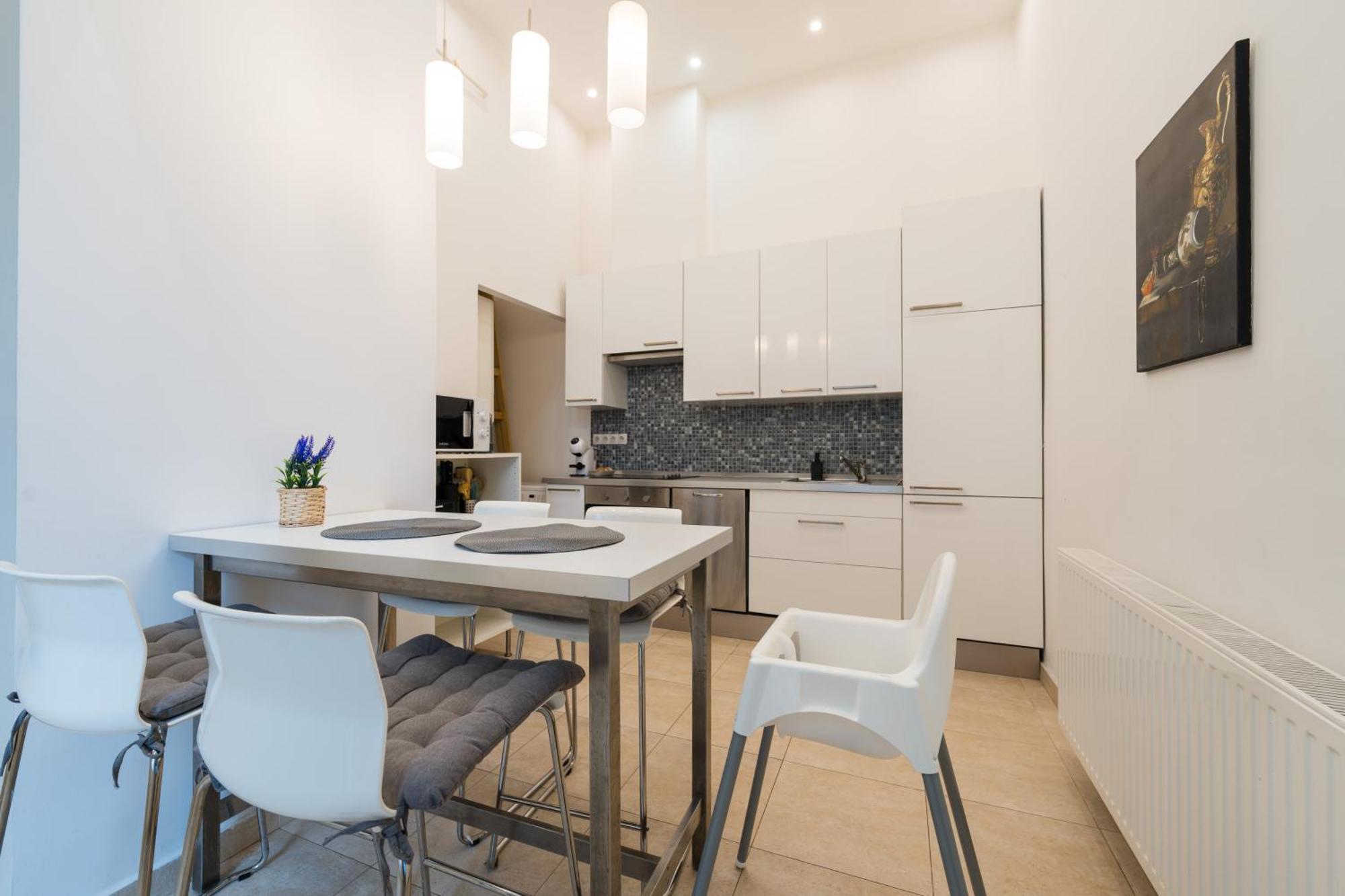 Spacious Apartment By Opera 布达佩斯 外观 照片